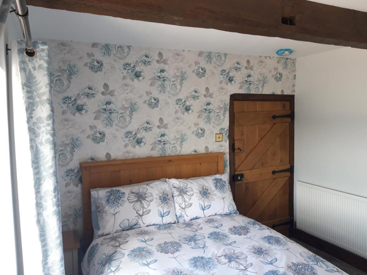 Upper Eyton Farmhouse B&B Alberbury Exterior foto